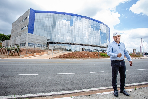 Marcos Tonho vistoria obras do Novo Hospital Municipal em Santana de Parnaíba