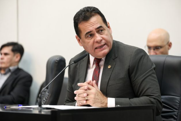  Governador indica novo líder do governo na Alesp