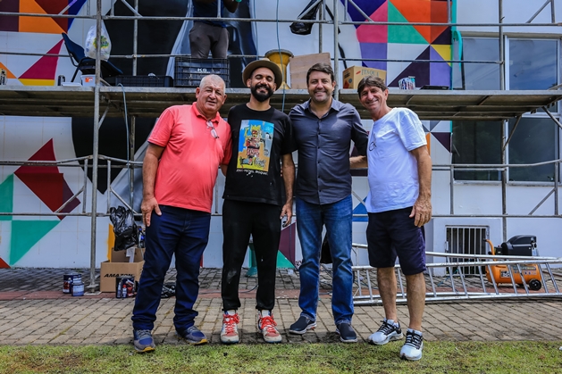  Muralista Kobra participa de evento realizado pela Prefeitura de Santana de Parnaíba sobre cultura de rua  