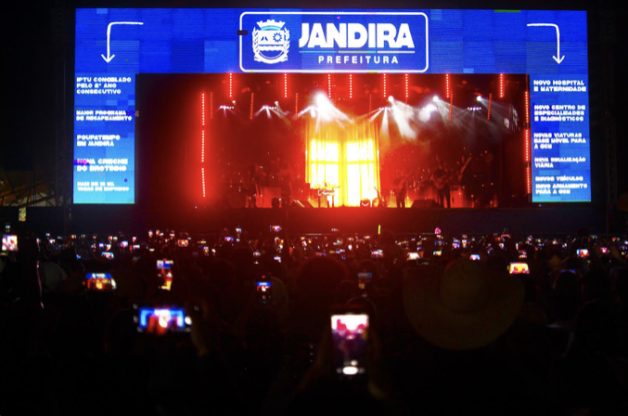  Festa do Peão de Jandira recebe grandes nomes da música sertaneja e arrecada mais de 20 toneladas de alimentos