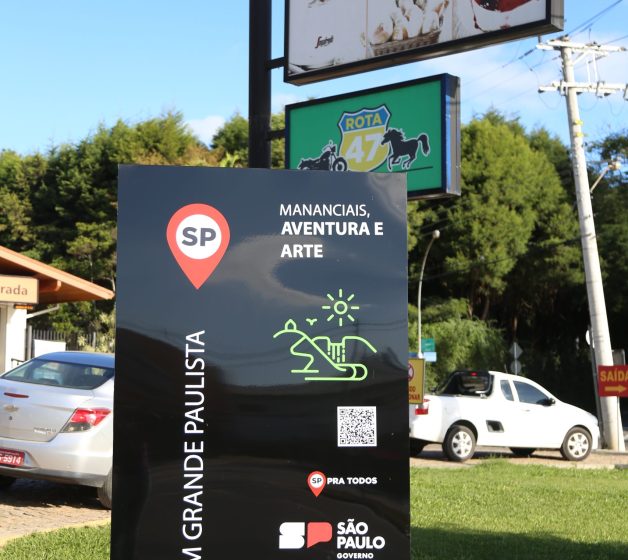  Vargem Grande Paulista recebe totem de sinalização turística