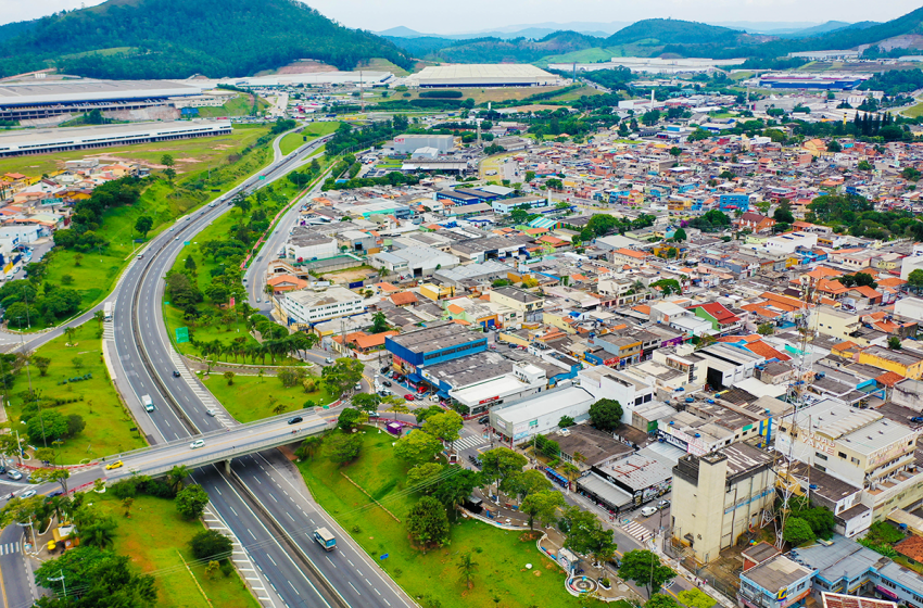  Cajamar dobrou a geração de empregos com carteira assinada em março