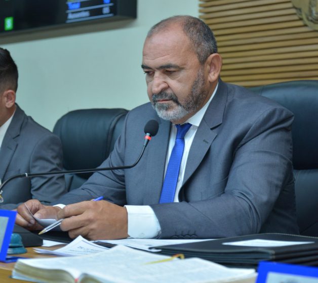  Câmara de Santana de Parnaíba aprova LDO em primeira votação