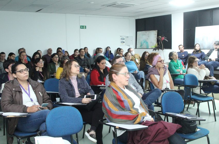  Barueri faz treinamento sobre a Doença de Parkinson com os profissionais da rede