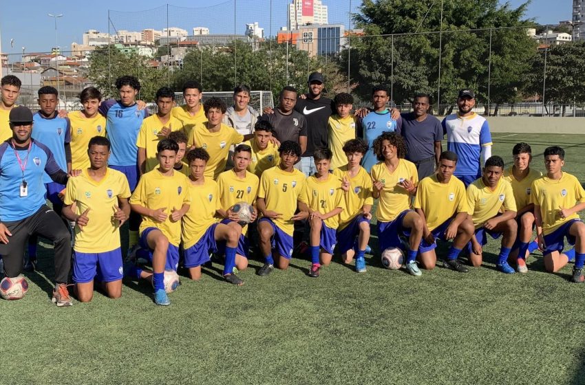  Jogador profissional revelado em Barueri traz motivação aos atletas da cidade