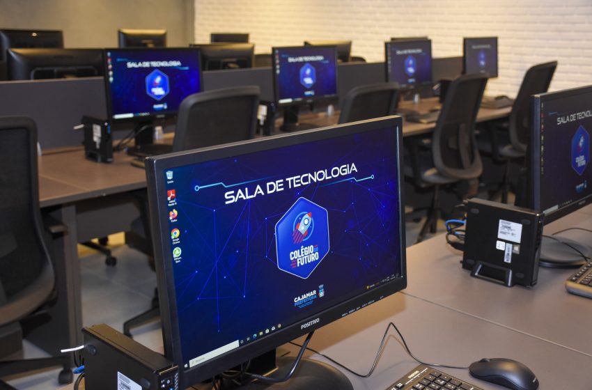  Cajamar inaugura mais uma Sala de Tecnologia para alunos do Colégio do Futuro
