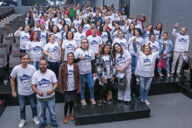  Projeto Crescer já beneficiou mais de 1500 famílias da cidade de Santana de Parnaíba com capacitação profissional e emprego