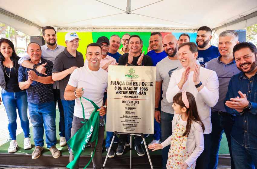  Osasco entrega reforma da Praça 8 de Maio  