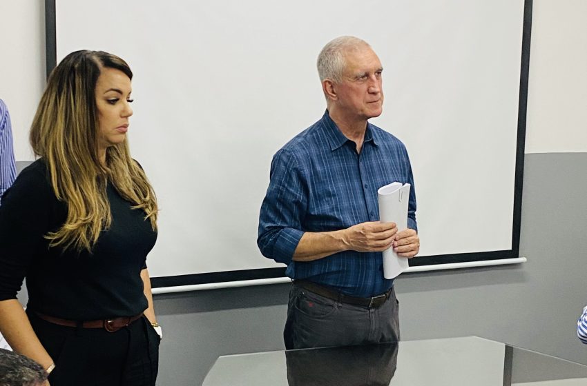  Milton Monti convoca imprensa e denúncia extorsão e vendas de exames médicos em Barueri
