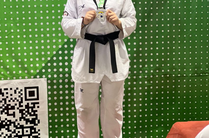  Professora da Secretaria de Esportes de Barueri é vice-campeã brasileira de taekwondo 