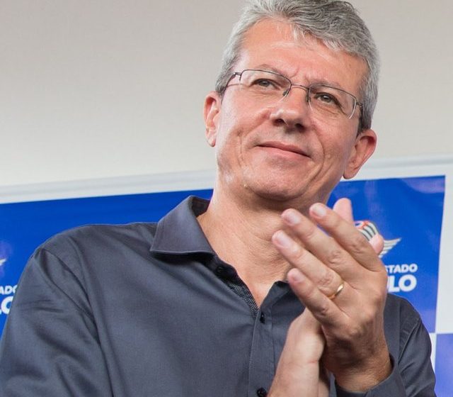  Ex-Prefeito de Jandira, Paulo Barufi, Condenado a Pagar Mais de R$ 800.000 por Prejuízos aos Cofres Públicos
