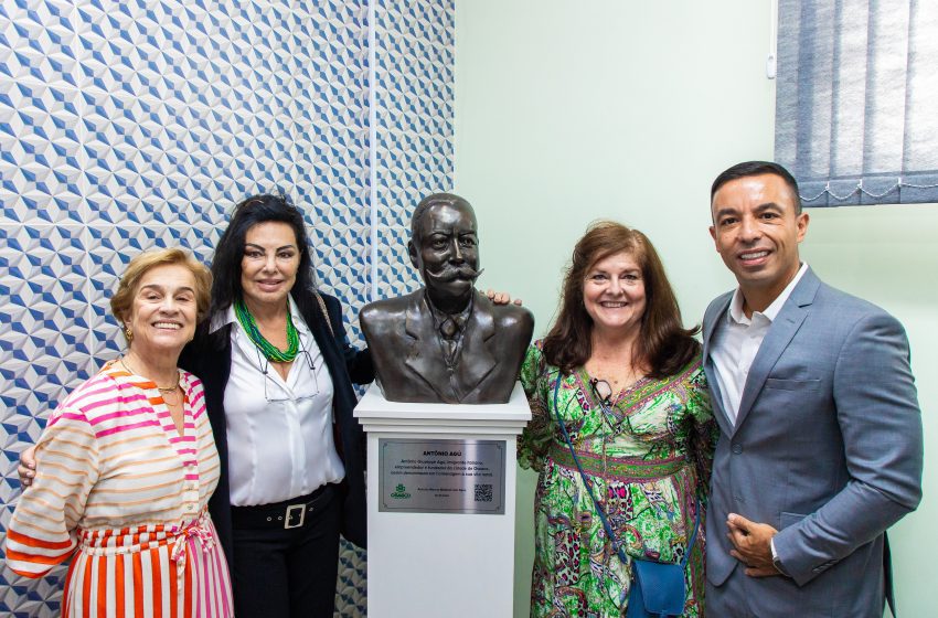  Osasco entroniza busto de Antônio Agú  