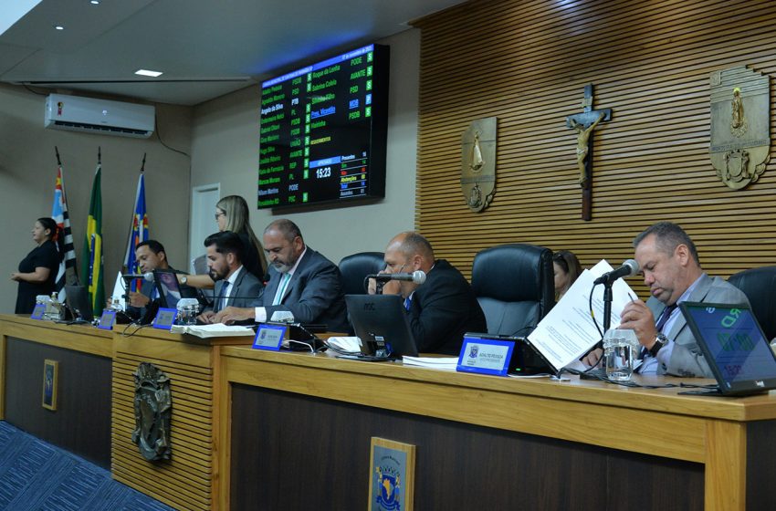  Câmara parnaibana aprova Projeto de Lei do Executivo