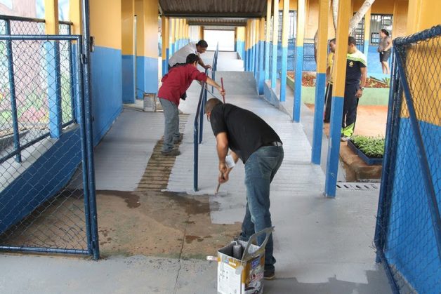  Presidente sanciona lei que institui pacto pela retomada de obras inacabadas