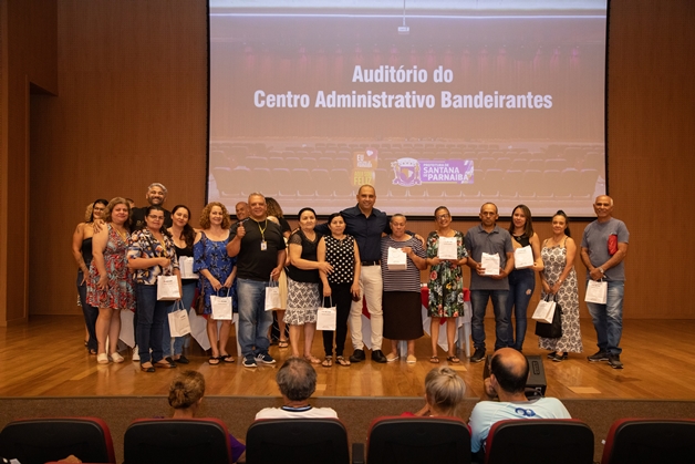 Prefeito Marcos Tonho entrega mais de 80 aparelhos aos parnaibanos gratuitamente