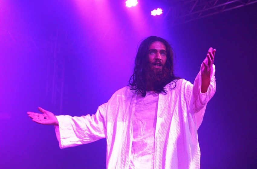  Inscrições para o espetáculo Paixão de Cristo 2024 de Jandira se encerram nesta sexta-feira (2)
