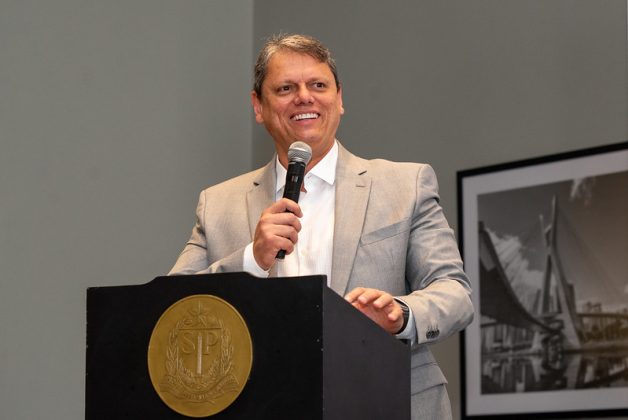  Tarcísio de Freitas realiza inauguração de data centers em Barueri