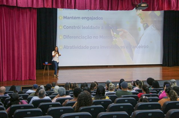  Santana de Parnaíba realiza mais um encontro das empreendedoras da Feira da Mulher 