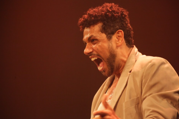  Amaury Lorenzo apresenta o espetáculo “A Luta” em sessão única hoje (9), em Osasco