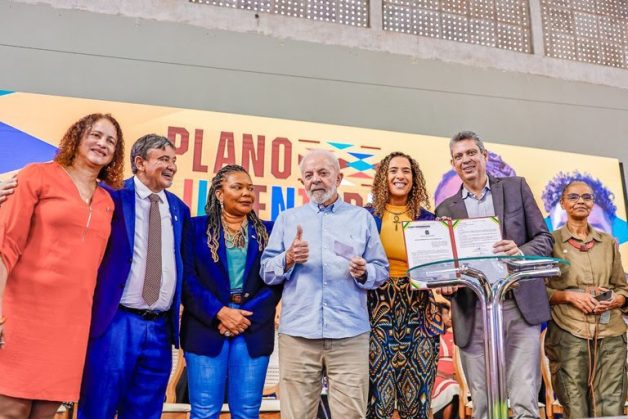  “Queremos nossos jovens vivos, com acesso a todas as oportunidades”, diz Lula no lançamento do Plano Juventude Negra Viva