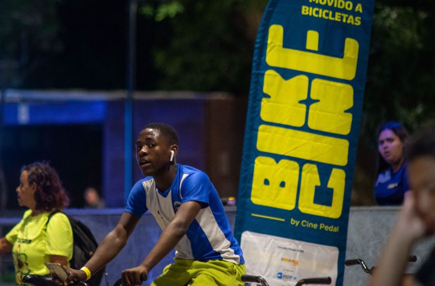  Cinema ao ar livre movido a bicicletas chega em Osasco neste domingo