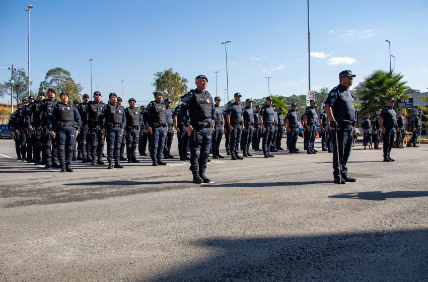  Santana de Parnaíba realiza formatura da GCM
