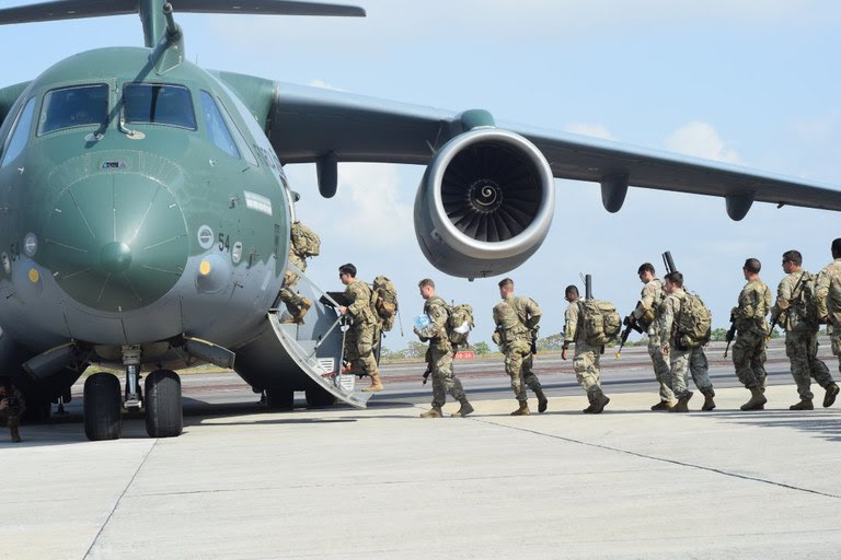  Defesa mobiliza 600 militares para combate às queimadas em São Paulo