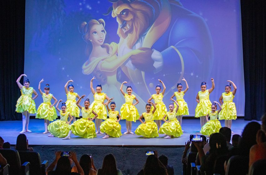  Santana de Parnaíba realiza espetáculo de fim de ano com mais de 25 apresentações de dança