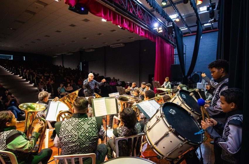  Santana de Parnaíba realiza 2º Concerto Anual do Programa Música Nas Escolas 