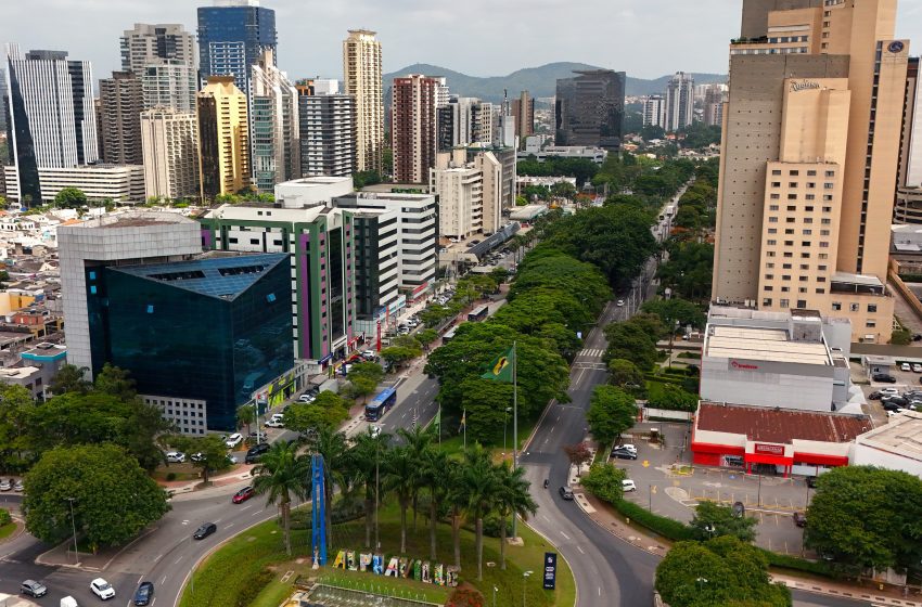  Barueri é a 3ª do Estado e a 10ª do país em arrecadação de impostos  