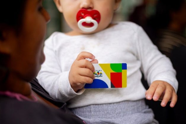  Bolsa Família chega a 20,8 milhões de famílias em dezembro