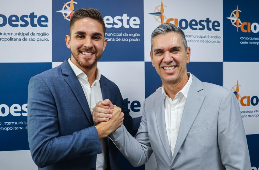  Guto Issa é eleito presidente da CIOESTE