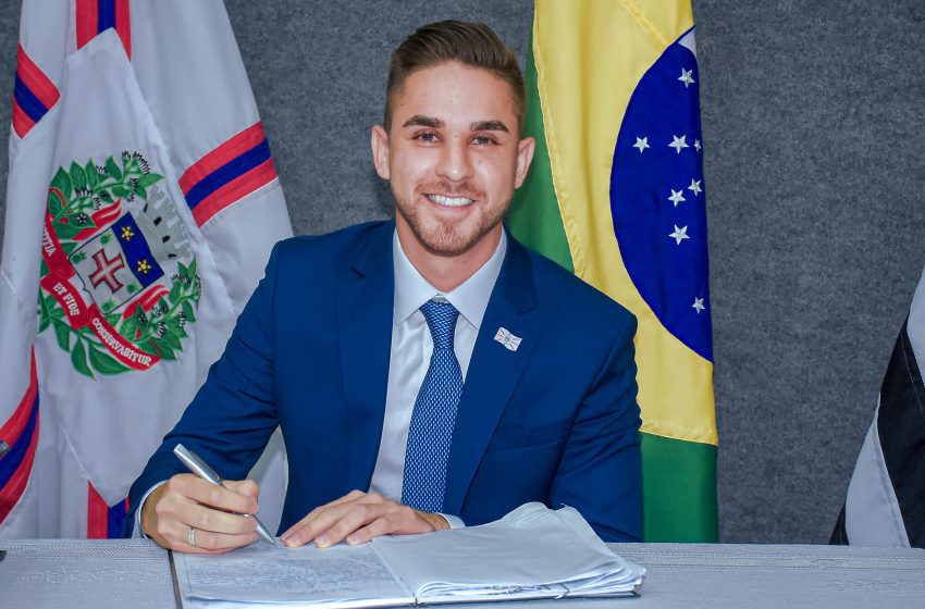  Cajamar: Prefeito Kauan não deixa tarifa de ônibus aumentar e mantém congelamento para 2025