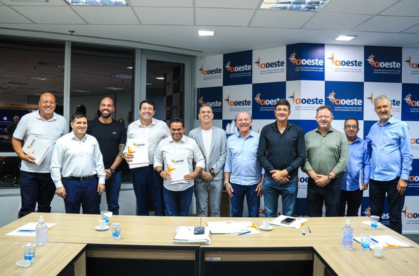  Prefeitos do CIOESTE definem Dia D contra dengue em reunião da Assembleia de Prefeitos