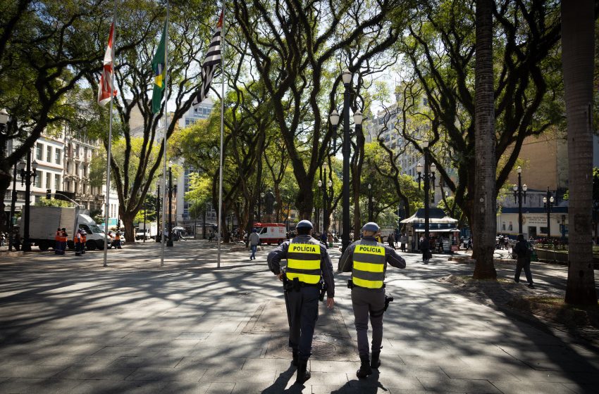  Governo de SP informa que caem o número de roubos e chegam ao menor patamar desde 2001