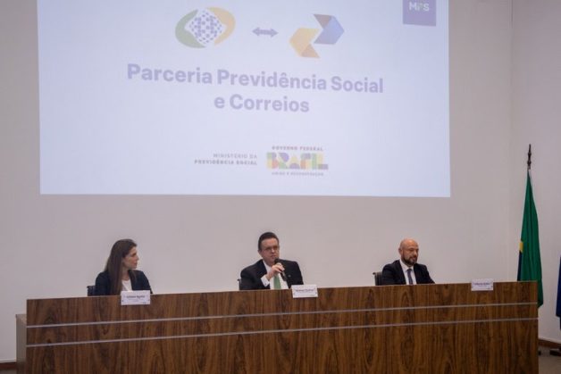  Previdência Social e Correios fecham parceria para ampliar atendimento sobre consultas dos descontos no INSS