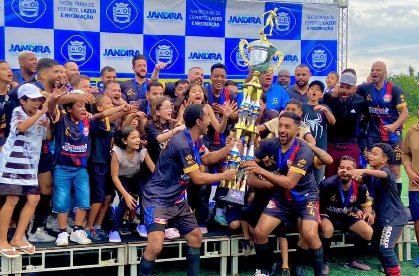  Red Bull Jandira conquista a Copa Jandira Veterano 2025 em final emocionante!