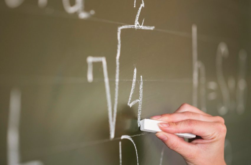  Inscrições abertas para Processo Seletivo Simplificado na Educação de Cotia