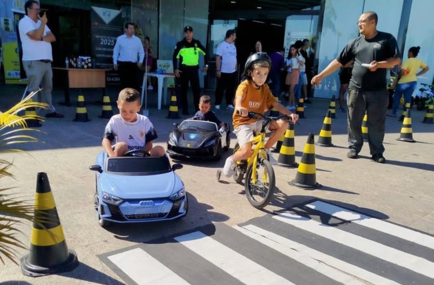  ‘Férias com o Demutran’ promove educação para o trânsito em Cotia