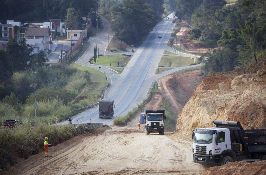 Obras de duplicação entre Araçariguama e São Roque geram 4 mil empregos na região