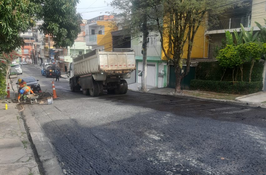  Barueri traz programa de recapeamento 2025 e chega ao Parque Viana  