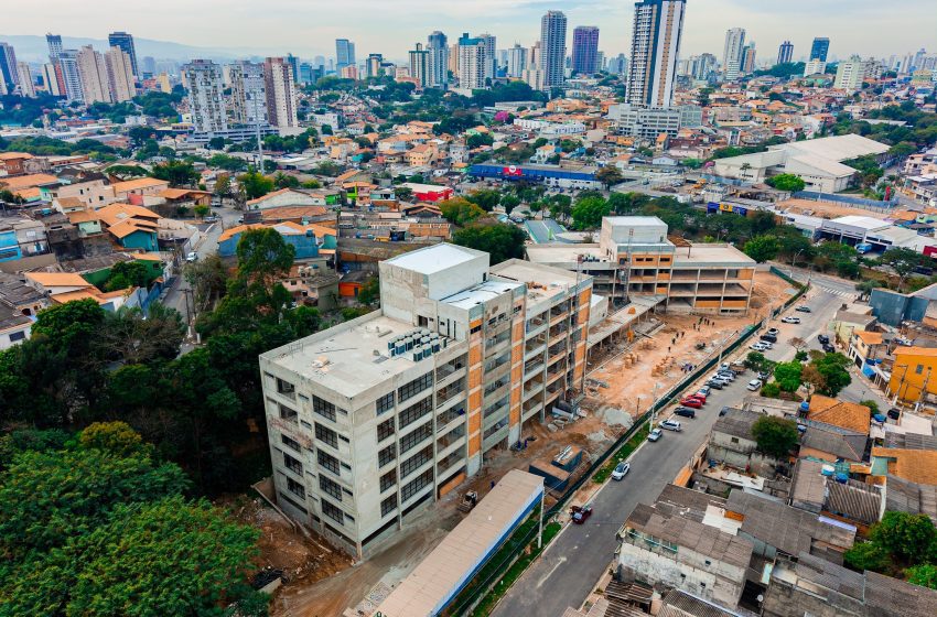  Obras de construção da Escola do Futuro e da Cidade da Polícia avançam em Osasco