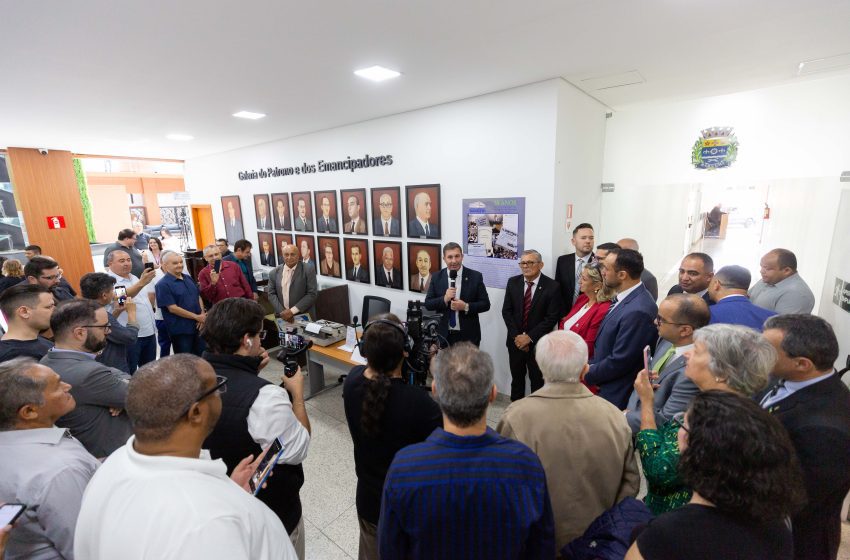  Exposição na Câmara de Barueri retrata promulgação da Lei Orgânica
