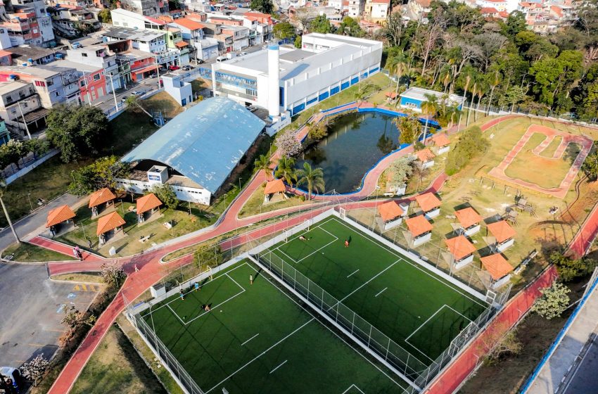  Com grande festa para os moradores, Prefeitura de Cotia reabre o Complexo Esportivo Arakan