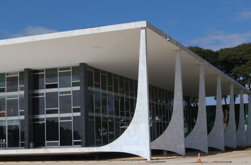 Supremo Tribunal Federal reverte decisão sobre aborto legal e enfermeiros