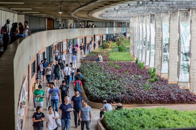  Governo do Brasil autoriza contratação de 6,7 mil novos cargos para professores e técnicos em universidades federais