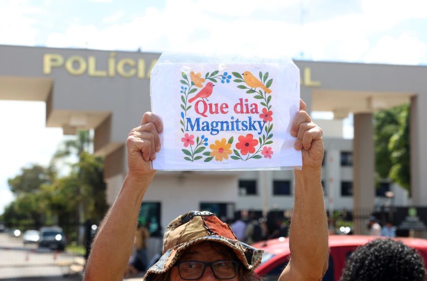  Ministros apoiam prisão de bolsonaro, citando risco de fuga e coação
