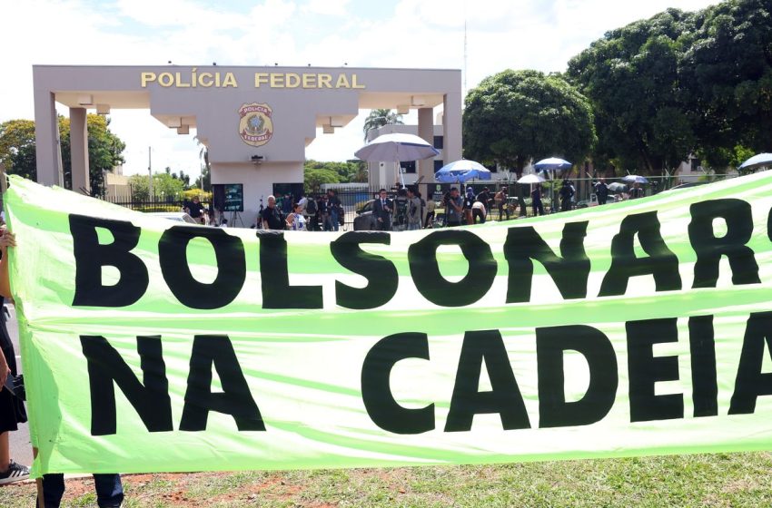  Justiça mantém prisão preventiva de ex-presidente após audiência
