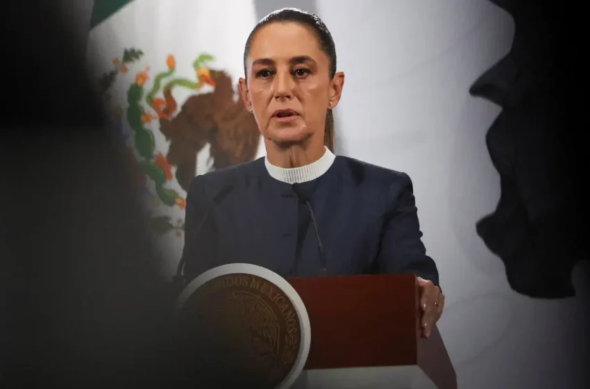  Presidente do méxico é assediada durante caminhada na capital