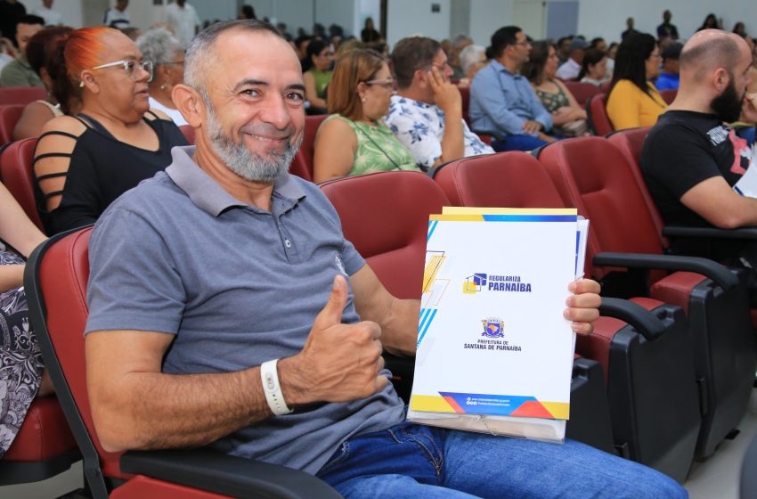  Prefeitura de Santana de Parnaíba entrega 1,5 mil escrituras e lidera ranking de regularização fundiária na Grande SP